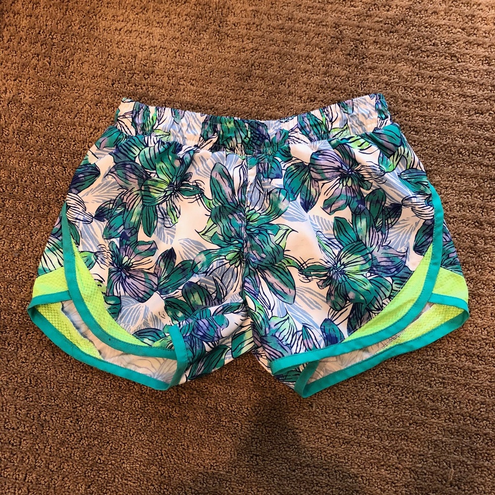 Old navy kids shorts
